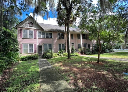 414 Ne 5th Avenue - Photo 1