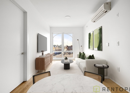 210 Greenpoint - Photo 1