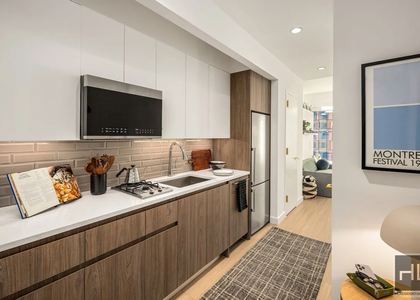 10th Avenue - Photo 1