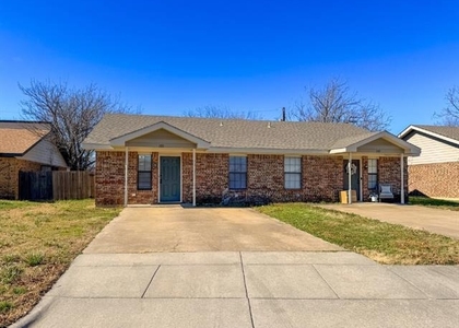 333 Charles Street - Photo 1