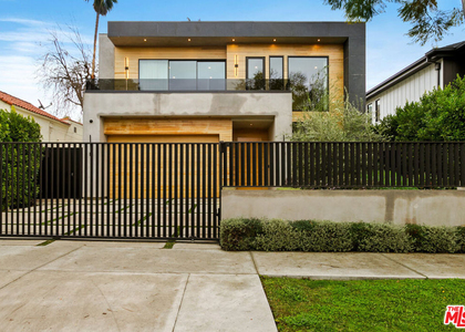 738 N Harper Avenue - Photo 1
