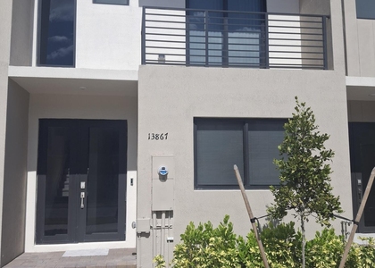 13867 Sw 261 Terrace - Photo 1
