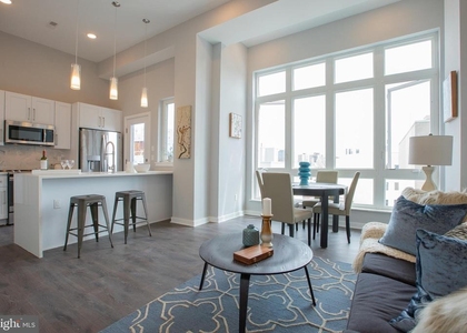 1534 Ridge Avenue - Photo 1