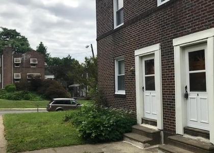 636 W Park Lane - Photo 1