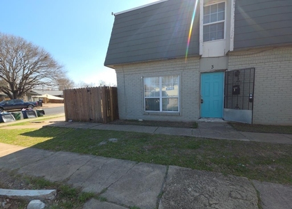 5808 Wellington Dr - Photo 1