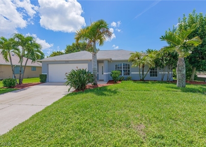 2586 Sw 27th Street - Photo 1