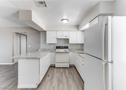444 N 13th Street - Photo 1