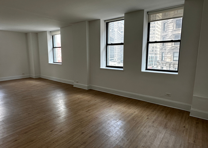 West 34th Street - Photo 1