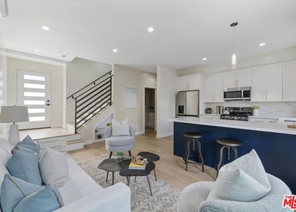 5413 1/2 Homeside Avenue - Photo 1