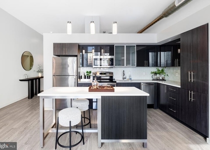 1125 Sansom Street - Photo 1