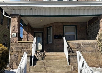 23 S Dean Avenue - Photo 1