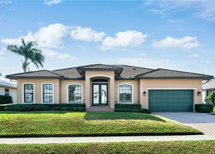 1849 N Bahama Avenue - Photo 1