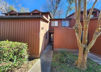 5823 Sw 9 Place - Photo 1