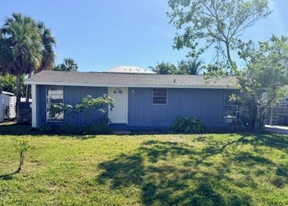 600 Russell Street - Photo 1