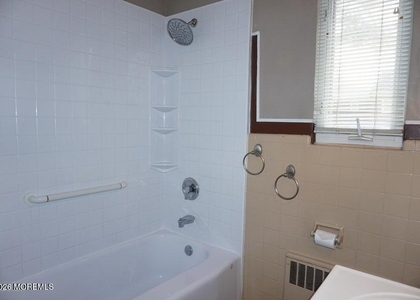 142 South Street - Photo 1