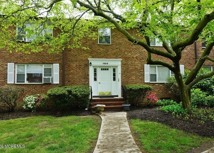142 South Street - Photo 1