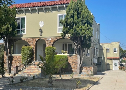 1427 S Chapel Avenue - Photo 1