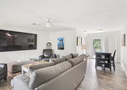 1519 Treemont Avenue - Photo 1