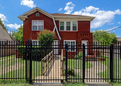 3002 Isabella Street - Photo 1