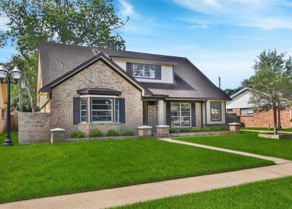 9411 Roos Road - Photo 1