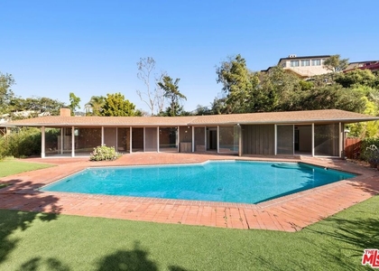 590 N Tigertail Road - Photo 1