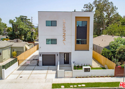 11522 Emelita Street - Photo 1