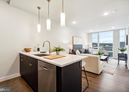 1102 Germantown Avenue - Photo 1