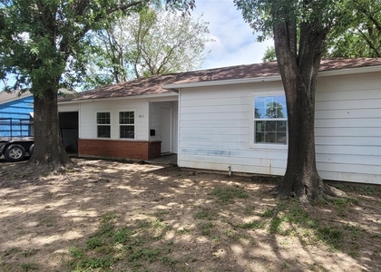 5811 Westdale Street - Photo 1