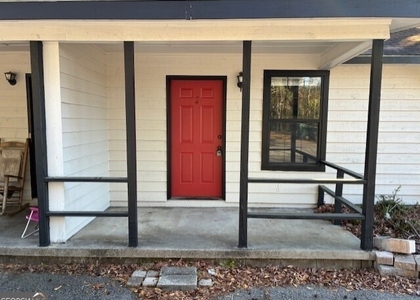 421 W King Ave Unit 2 - Photo 1