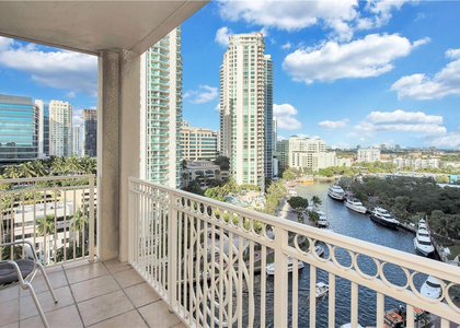 511 Se 5th Avenue - Photo 1