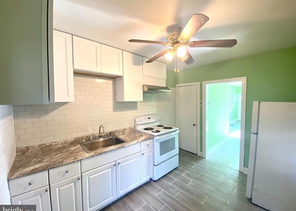 1107 W Colona Street - Photo 1