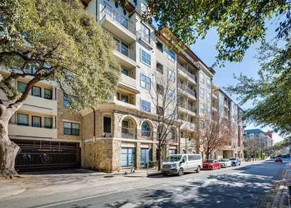 2505 San Gabriel St - Photo 1