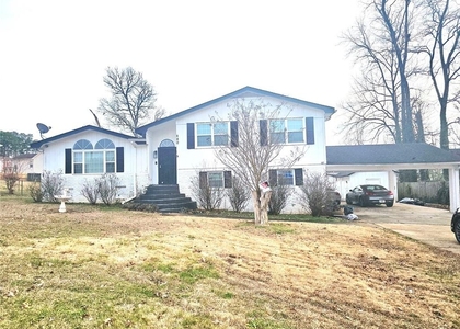 480 Paul Street - Photo 1