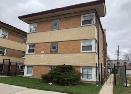 2254 W Garfield Boulevard - Photo 1