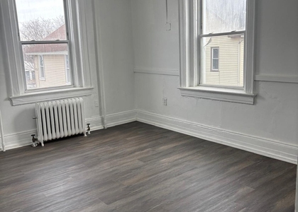 86 Pequonnock Street - Photo 1