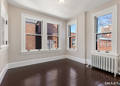 360 Farmington Avenue - Photo 1