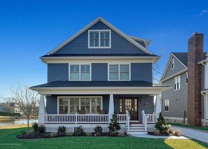 330 Villa Park Way - Photo 1