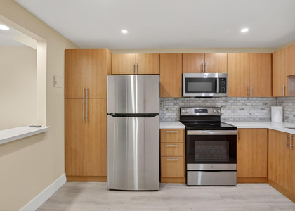830 S Hollybrook Drive - Photo 1