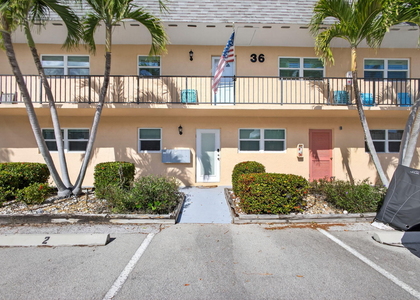 2950 Se Ocean Blvd Boulevard - Photo 1