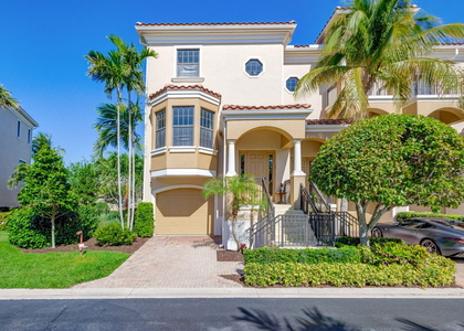 301 Del Sol Circle - Photo 1