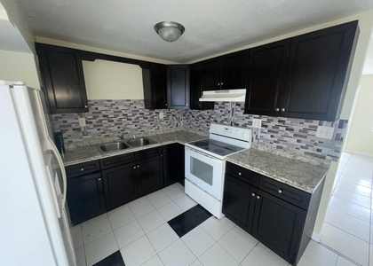 5320 Harriet Place - Photo 1