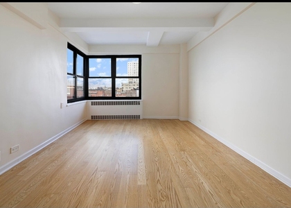930 Grand Concourse - Photo 1