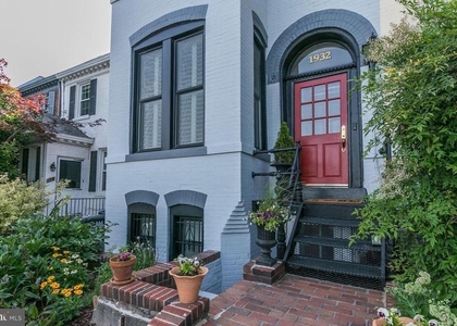 1932 35th Street Nw - Photo 1