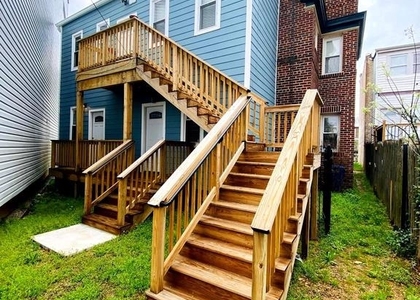 2712 6th Street Ne - Photo 1