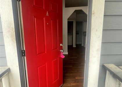 1108 W Mccarty Ln - Photo 1