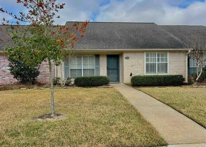 7936 Pecan Drive - Photo 1