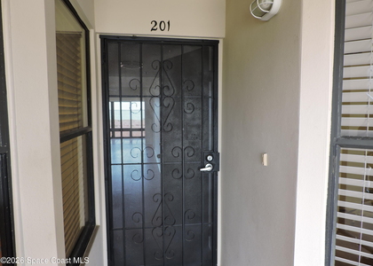 6240 E Mirror Lake Drive - Photo 1