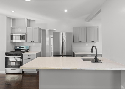 228 Cooke Street - Photo 1