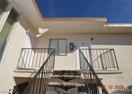 1458 Sombrero Drive - Photo 1