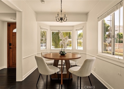 15233 Camarillo Street - Photo 1